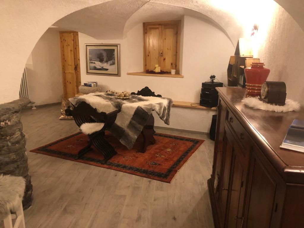 Les Cheminees Apartment La Thuile Bagian luar foto