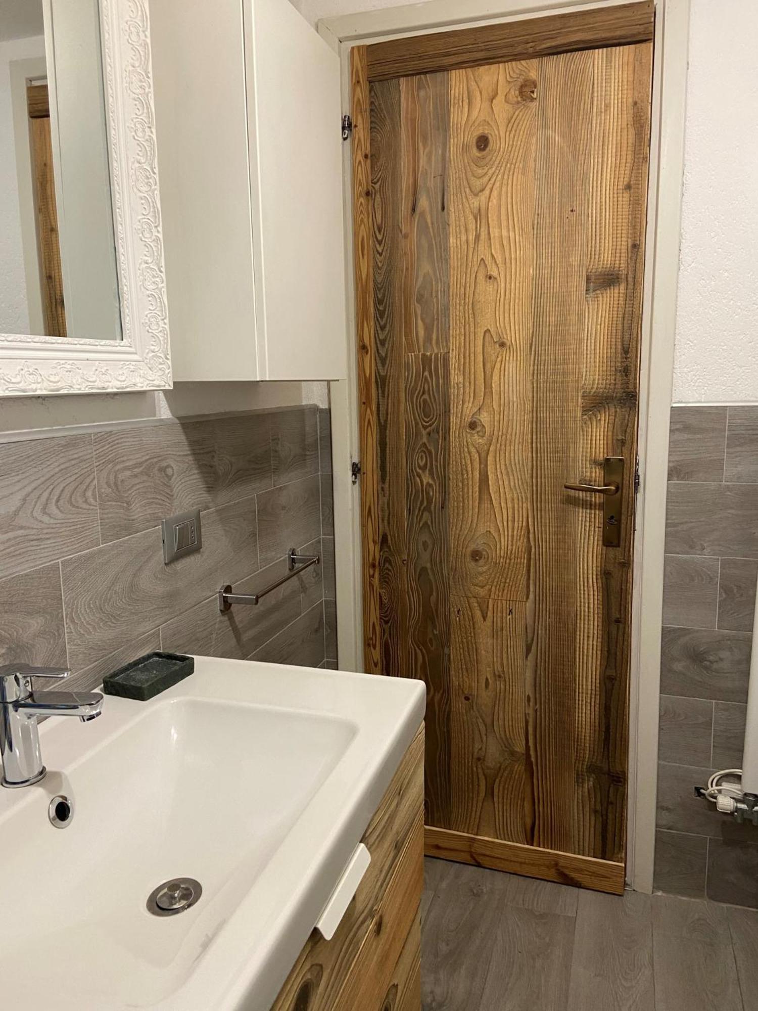 Les Cheminees Apartment La Thuile Bagian luar foto