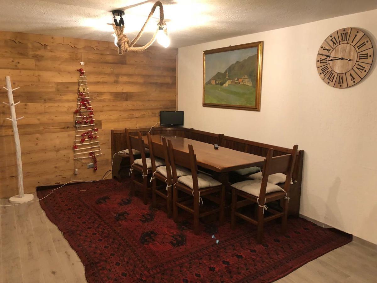 Les Cheminees Apartment La Thuile Bagian luar foto
