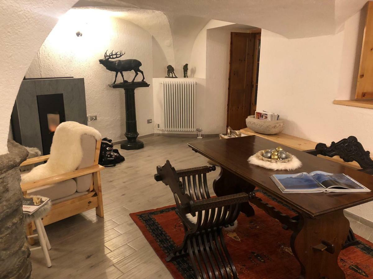 Les Cheminees Apartment La Thuile Bagian luar foto